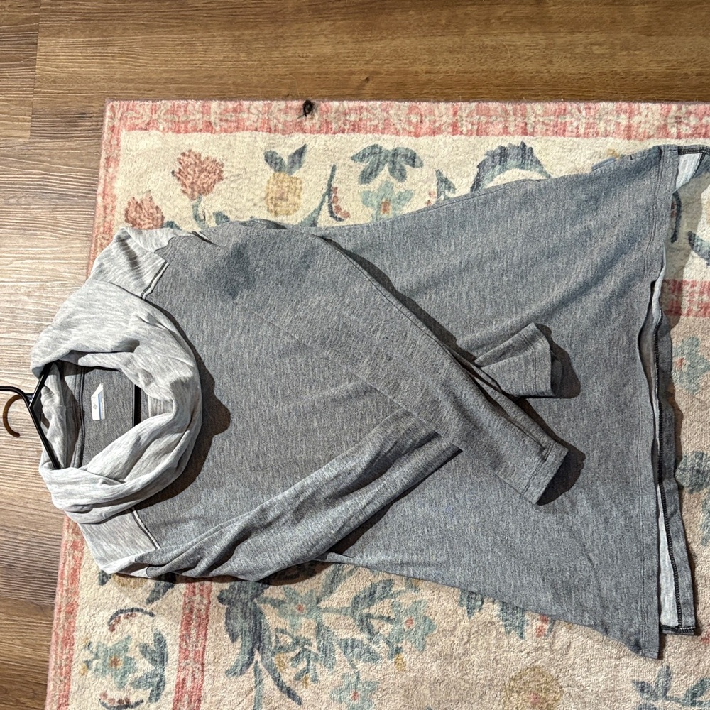 Columbia Gray Cowl Neck Sweater